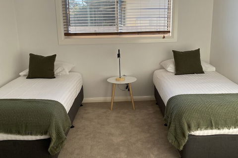 Castlereagh Lodge Motel - Events Australia 1