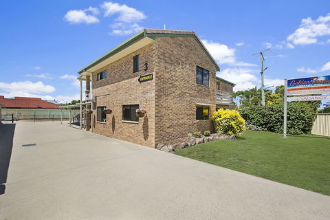 Golden Beach Motor Inn - Events Australia 0