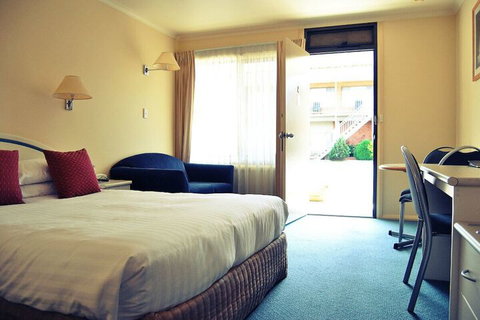 Sunrise Devonport - Events Australia 3