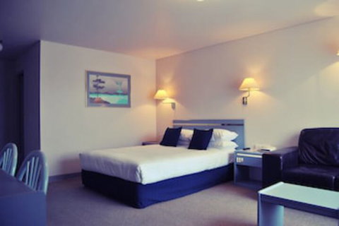 Sunrise Devonport - Events Australia 0