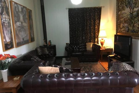 Pitstop Lodge Guesthouse B & B - Tourism Bookings 7