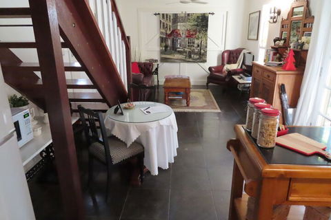 Maison De May Boutique Bed & Breakfast - Tourism Bookings 6