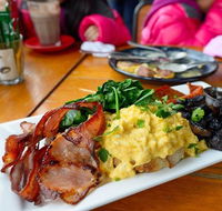 Red Cup Cafe - Accommodation Europe