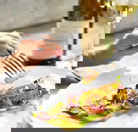 Whispering Vines at Trofeo - Tourism Bookings