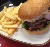 Drouin PizzaBurger Lounge - Events Australia