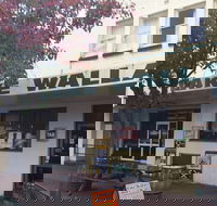 Lake Wallace Hotel - Events Australia