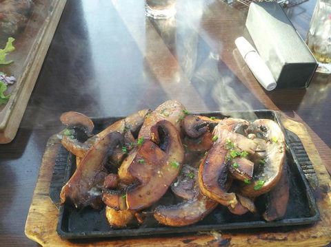 Ribs And Rump - Events Australia 0