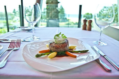 L'isle De France Terrigal - Events Australia 0