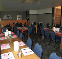 Commercial Hotel Thai Restaurant - Accommodation Europe