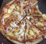 Crust Gourmet Pizza Bar Woolongong - Accommodation Europe