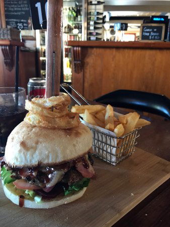 Vandenburg Hotel Restaurant - Events Australia 0