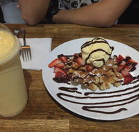 Clyde Treats Petite Yum - Events Australia