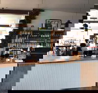 Kiki's In The Grove - Tourism Bookings