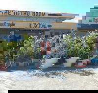 The retro room - Tourism Bookings