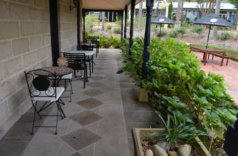 Meze Me Grove - Events Australia 0