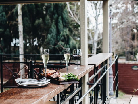 PepperGreen Estate - Accommodation Europe 1