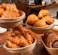 Black Star Pastry Galeries - Tourism Bookings