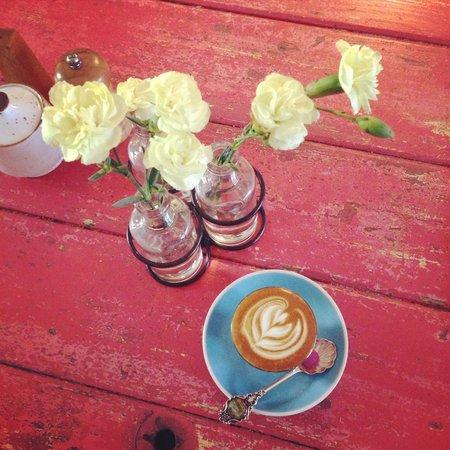 Favourite Chair Cafe - Tourism Bookings 0