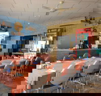 Golden Ponds Bar Restaurant  Function Centre - Events Australia