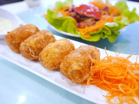 Bach Dang Vietnamese - Tourism Bookings 0