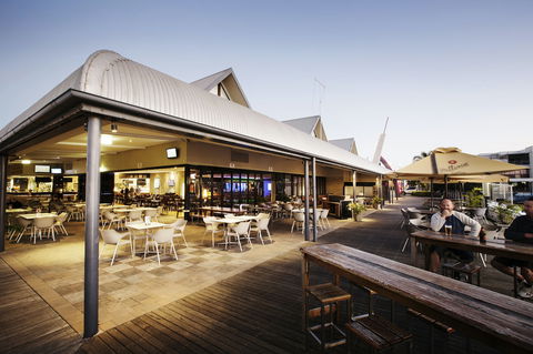 Kawana Waters Hotel - Events Australia 0