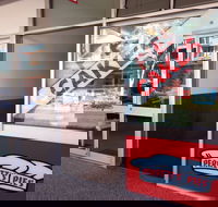 Perrett's Pies - Events Australia