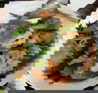 Sally's Asian Cuisine - Accommodation Europe