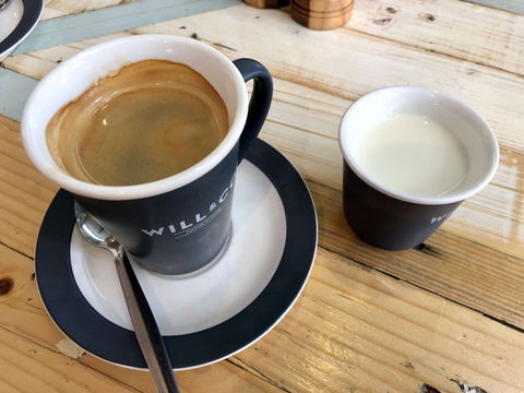 Cafe Treeo - Accommodation Europe 0