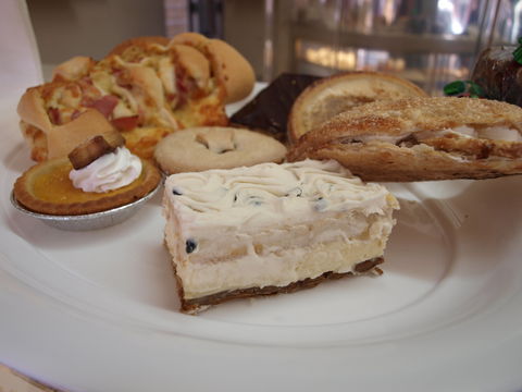 AJ's Hotbake - Accommodation Europe 2