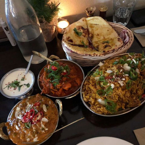 Albany's Indian Tandoori Restaurant - Accommodation Europe 0