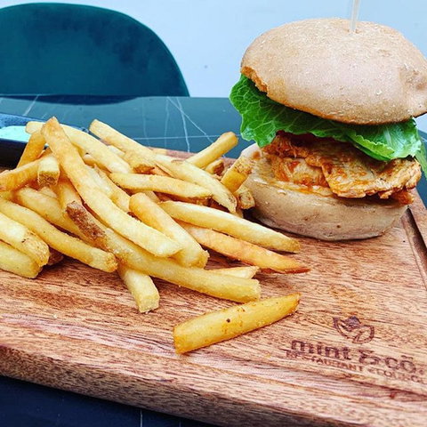 Morris Jones - Events Australia 0