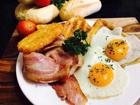 Wafflin On Cafe - Accommodation Europe 0
