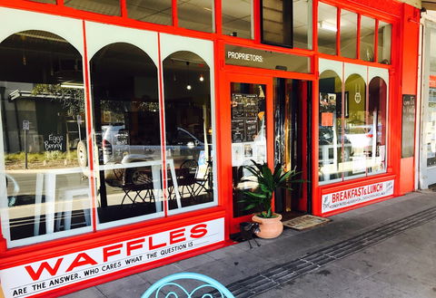 Wafflin On Cafe - Accommodation Europe 2