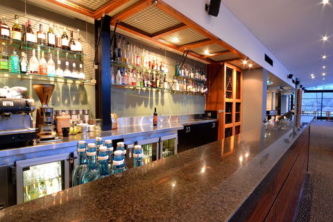 Cuisine Restaurant And Bar - Accommodation Europe 2