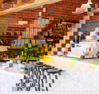 Le Roi Cafe - Events Australia