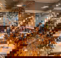 Tracks on Point Cafe - Events Australia