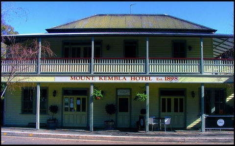 Mount Kembla Village Hotel - Tourism Bookings 0
