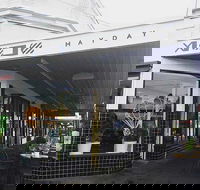 Round About Cafe - Accommodation Europe