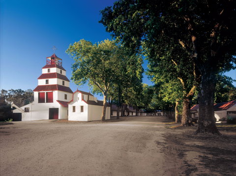 Tahbilk Winery And Vineyard - Events Australia 0