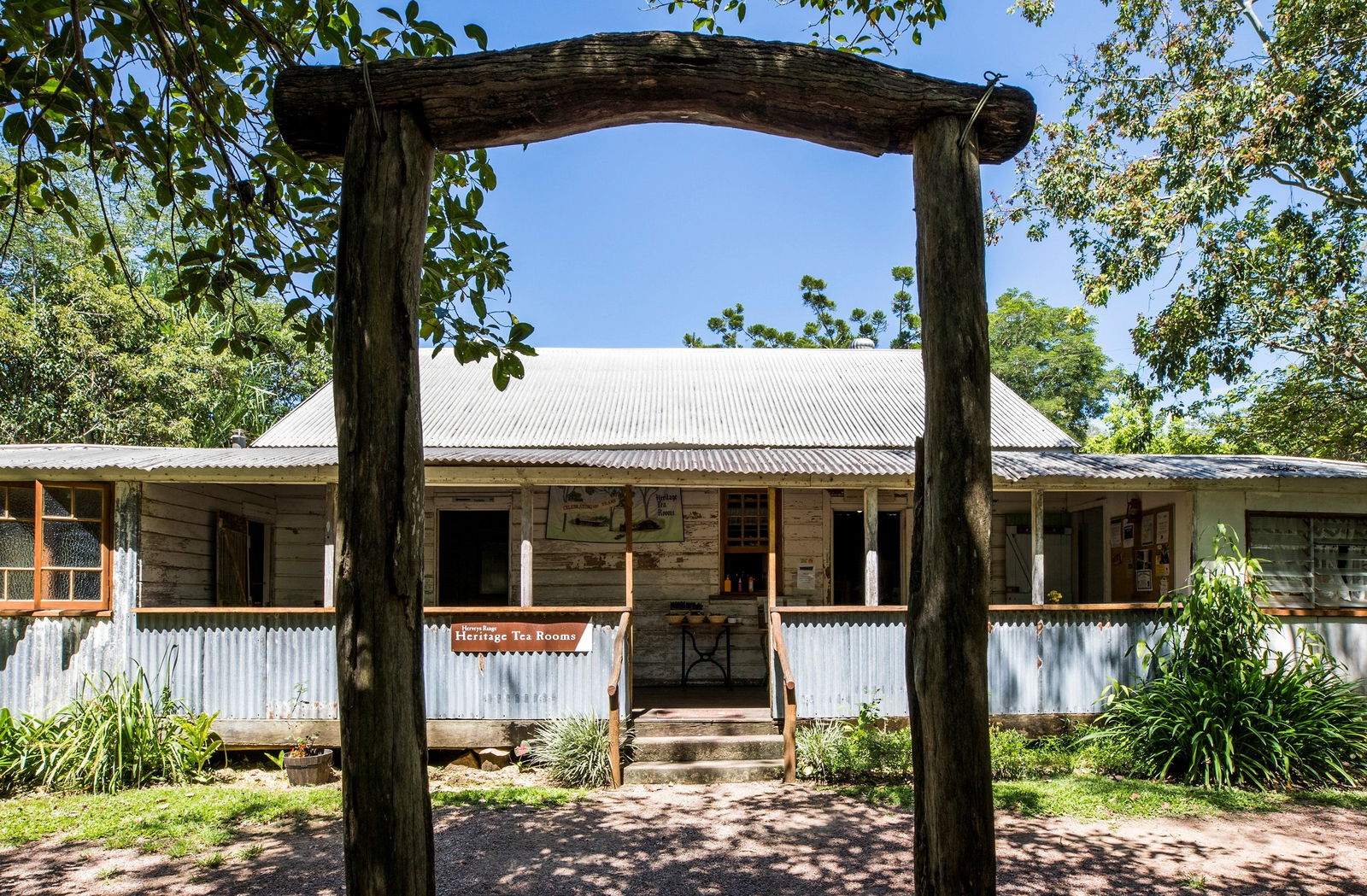 Hervey Range QLD Tourism Bookings
