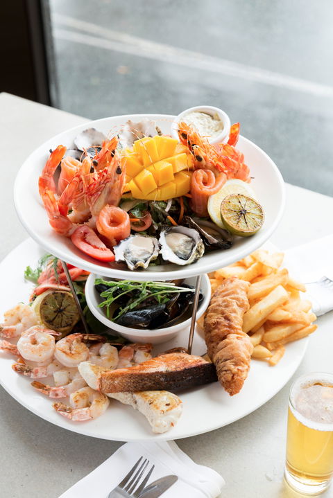 Lorne Hotel - Events Australia 1