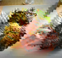 Browns Corner Hotel - Events Australia