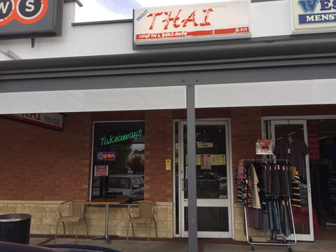 Kingsley Thai Kitchen - Accommodation Europe 0