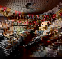 Cliffy's Emporium - Tourism Bookings