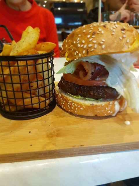 Hunt Gather Eat - Tourism Bookings 0