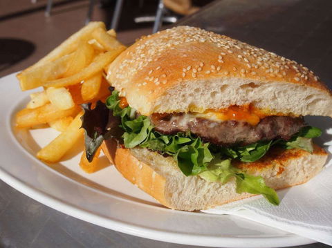 The Commercial Hotel - Events Australia 0