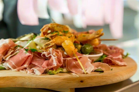 Abruzzo Club - 377 On Lygon - Accommodation Europe 0