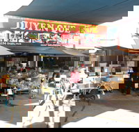 Duyen Que - Events Australia