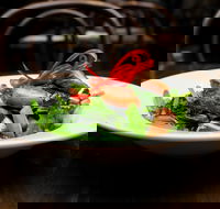 Uncle Tan's Thai - Tourism Bookings