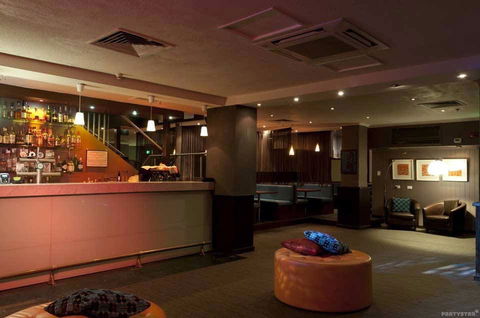 Chicken Legends And Seafood - Events Australia 0